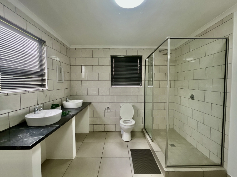 10 Bedroom Property for Sale in Hartebeesfontein Western Cape